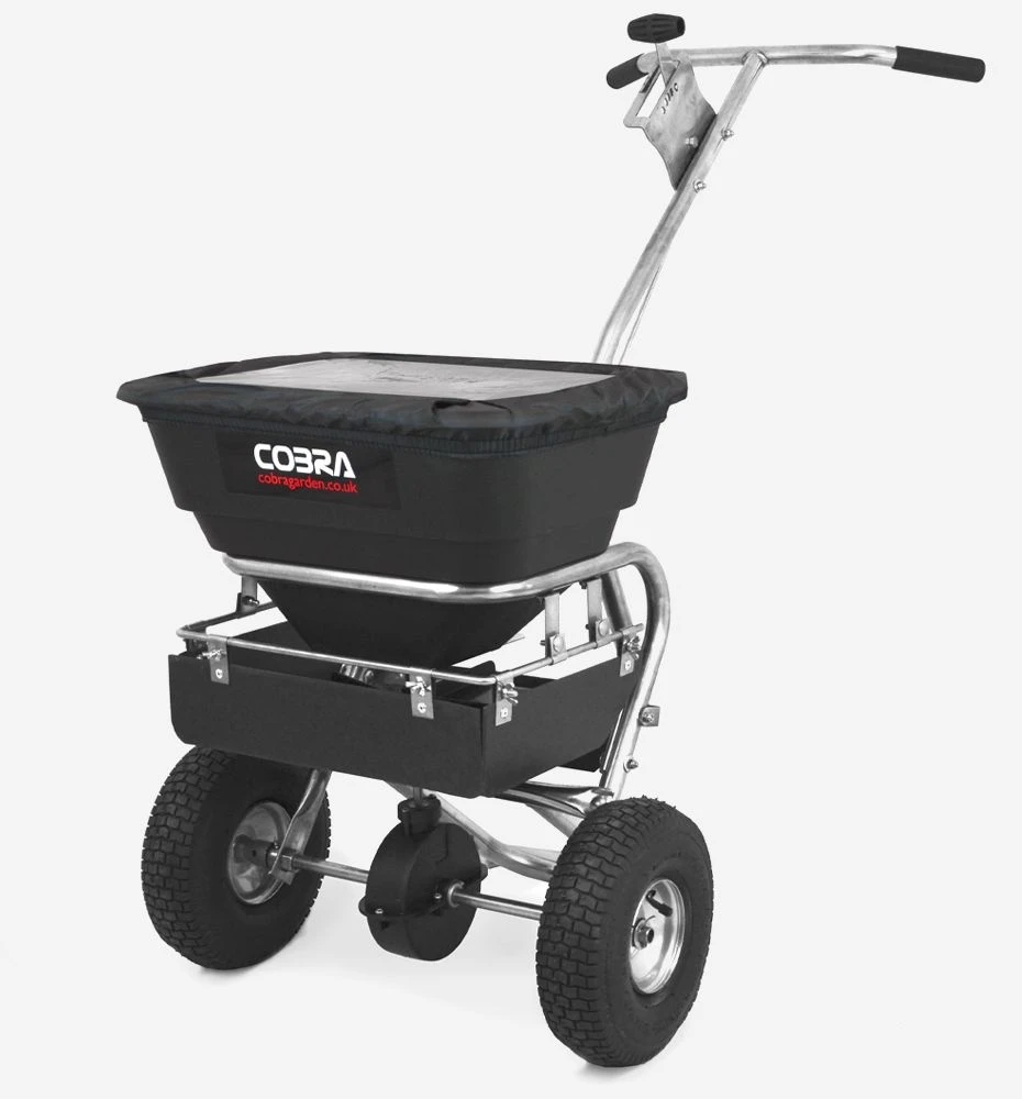 Cobra HS26S 31kg Walk Behind Spreader 3 Cobra HS26S 31kg Walk Behind Spreader